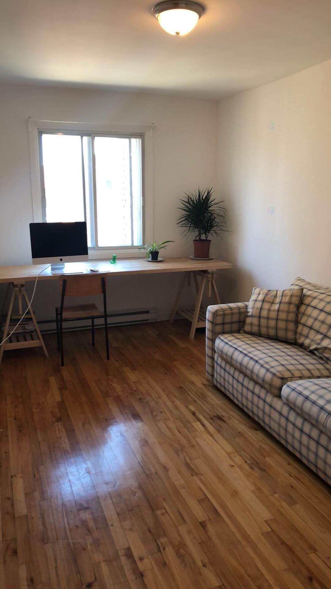 Bedroom - 4-6981 Av. D'Outremont, Montréal (Villeray/Saint-Michel/Parc-Extension), QC - Indoor