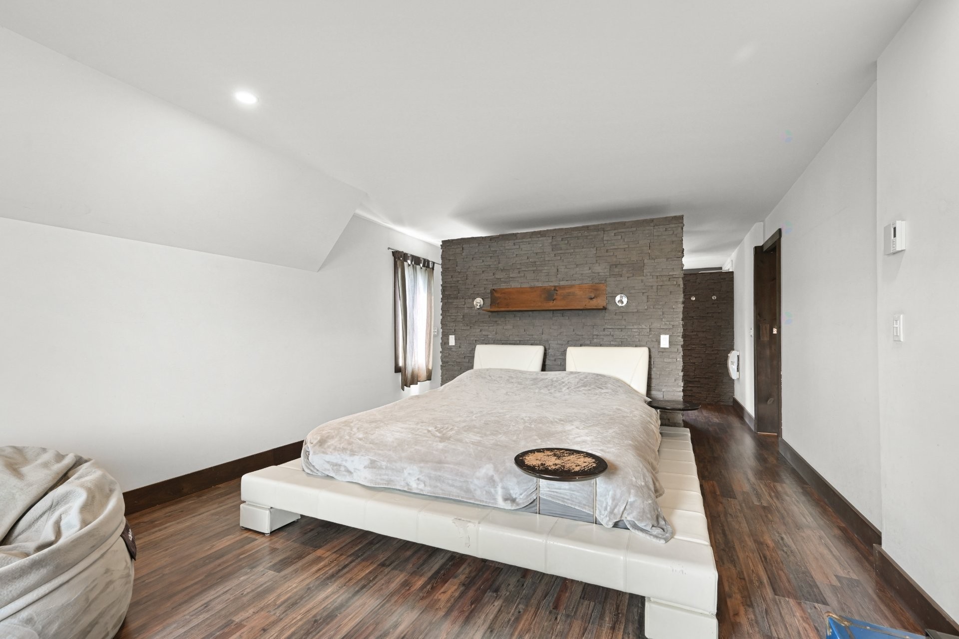 Master Bedroom - 504 Rue Larose, Saint-Césaire, QC - Indoor Photo Showing Bedroom