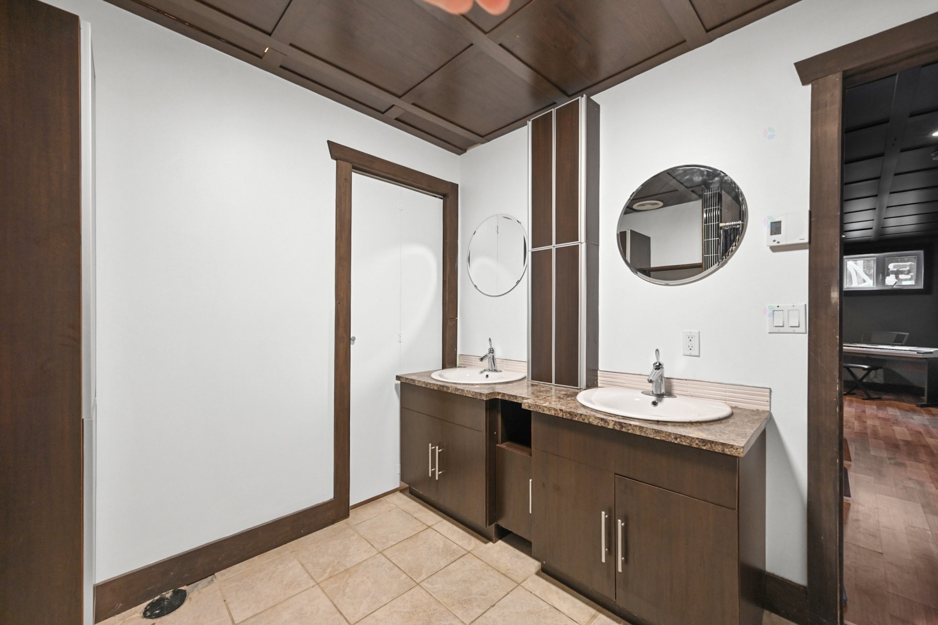 Bathroom - 504 Rue Larose, Saint-Césaire, QC - Indoor Photo Showing Bathroom