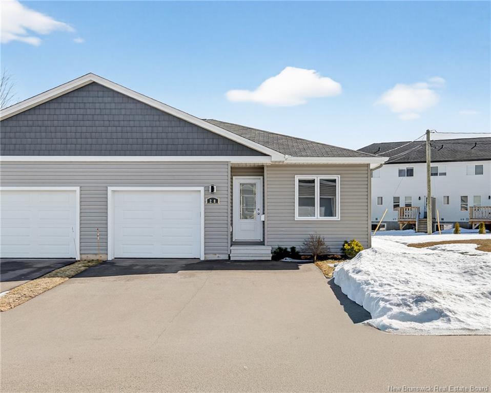 28 Aimé St, Dieppe, NB