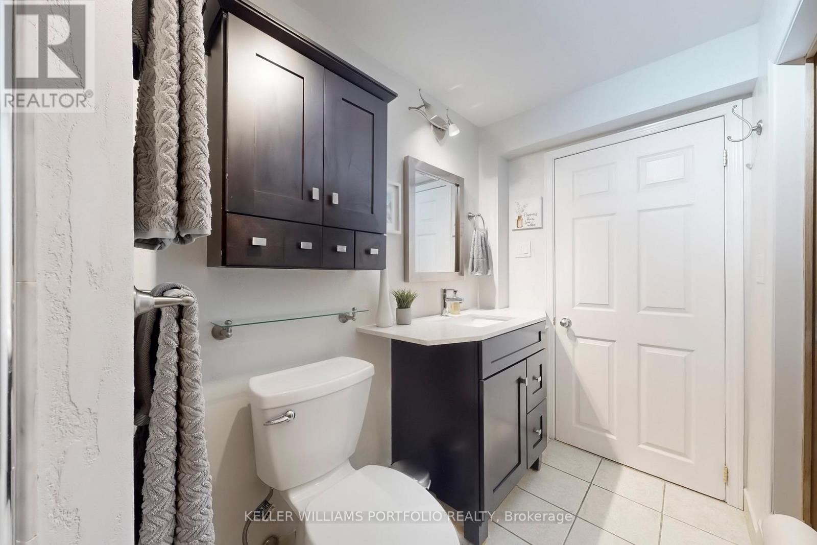 bsmt bath - 75 Monteith Crescent, Vaughan, ON - Indoor Photo Showing Bathroom