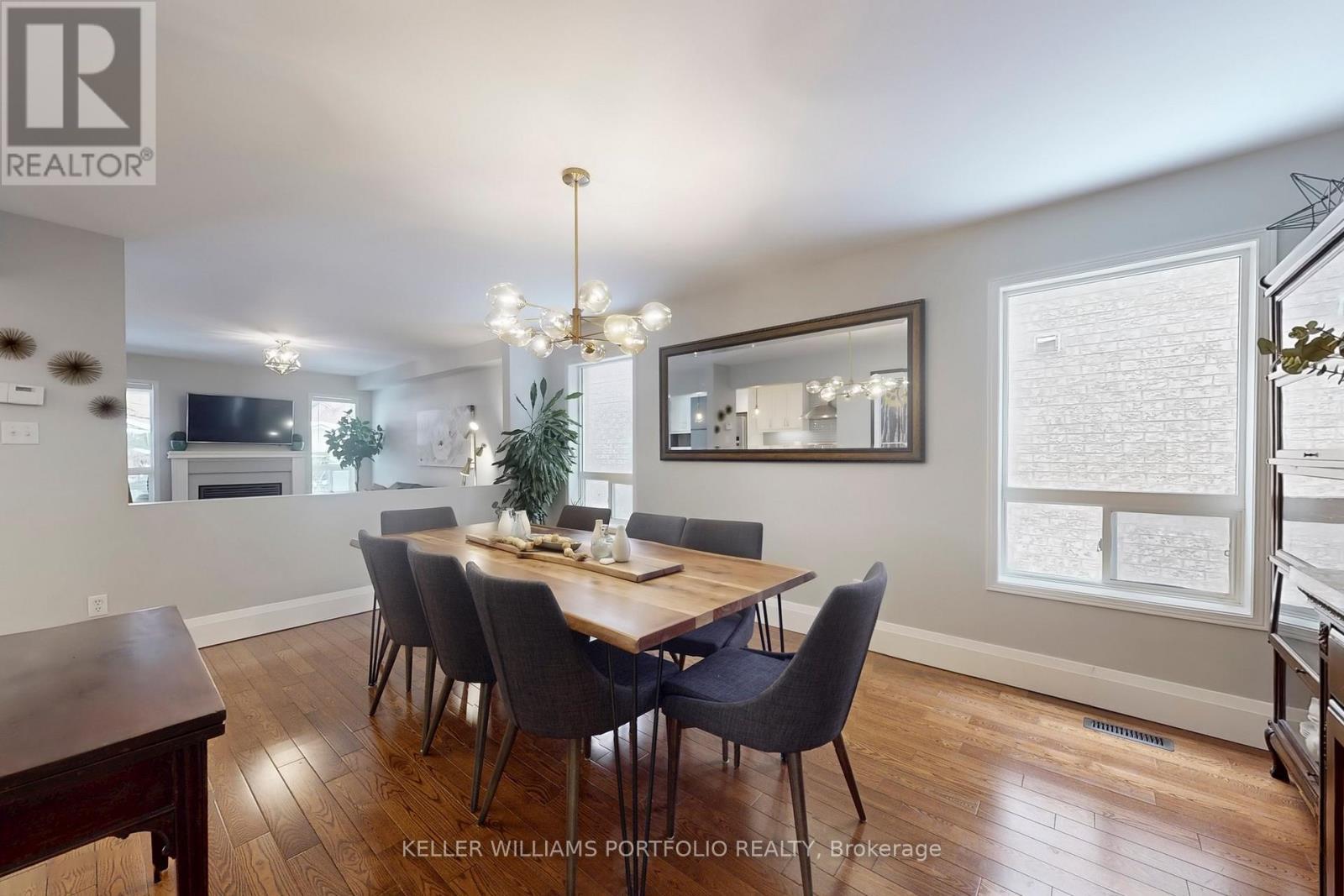 75 Monteith Crescent, Vaughan, ON - Indoor Photo Showing Dining Room