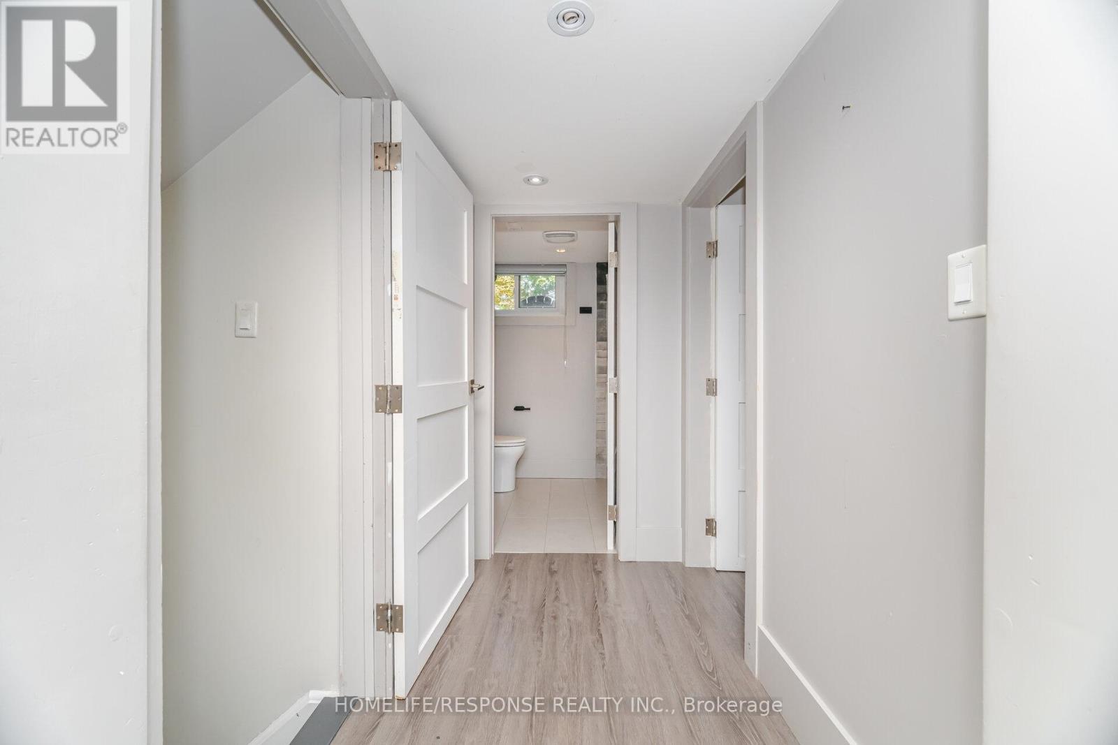 5011 Spruce Avenue, Burlington, ON - Indoor Photo Showing Other Room