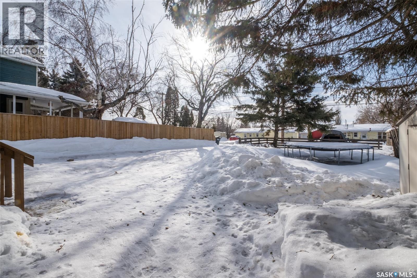 155 24Th Street E, Prince Albert, SK - Outdoor