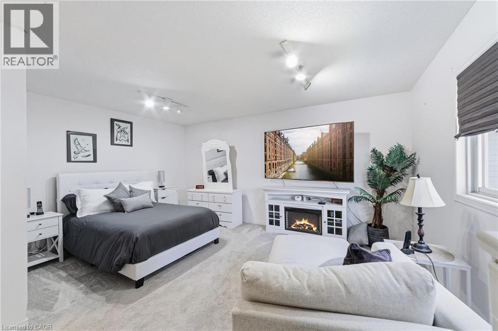 1378 Upper Wellington Street, Hamilton, ON - Indoor Photo Showing Bedroom With Fireplace