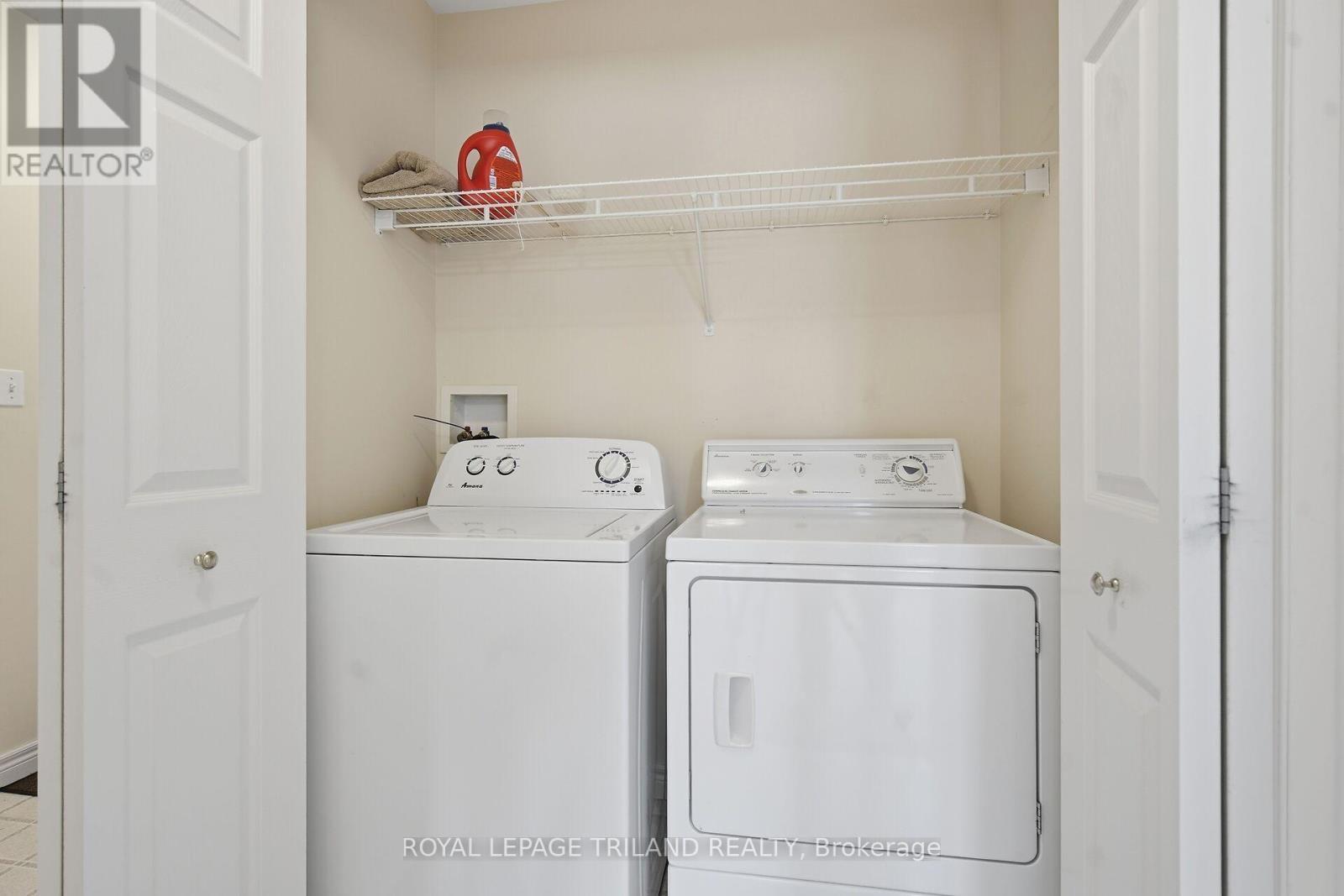 10 - 20 Windemere Place, St. Thomas, ON - Indoor Photo Showing Laundry Room