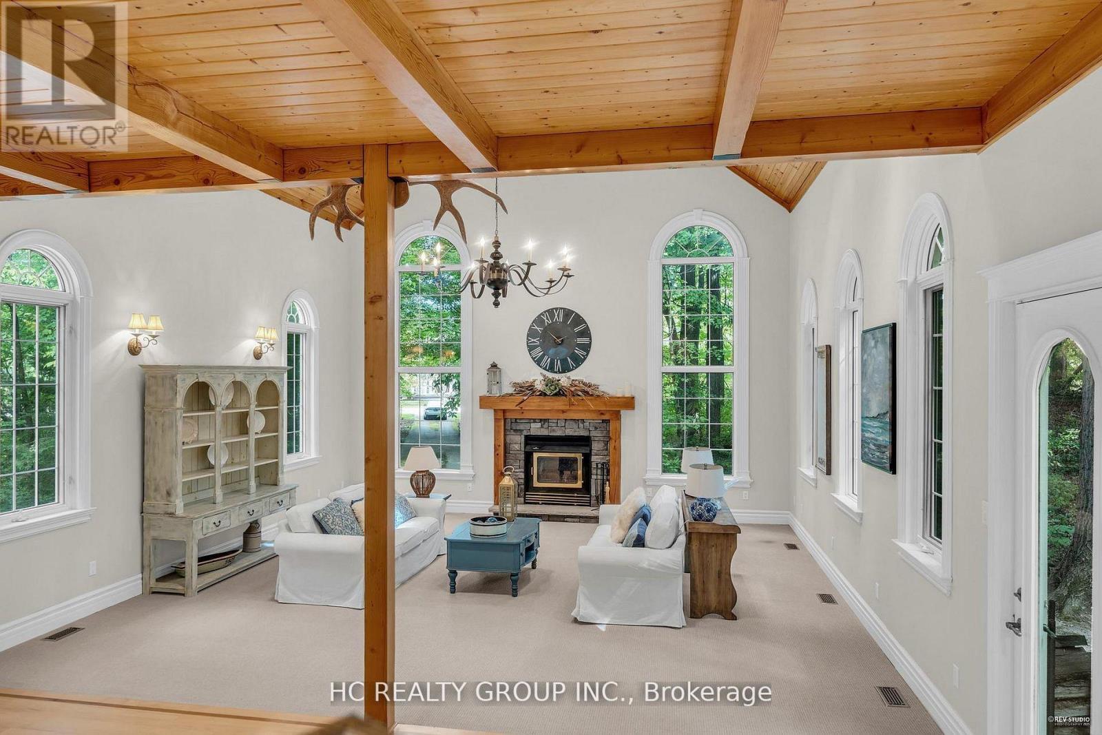 59 Elderberry Trail, Aurora, ON - Indoor With Fireplace