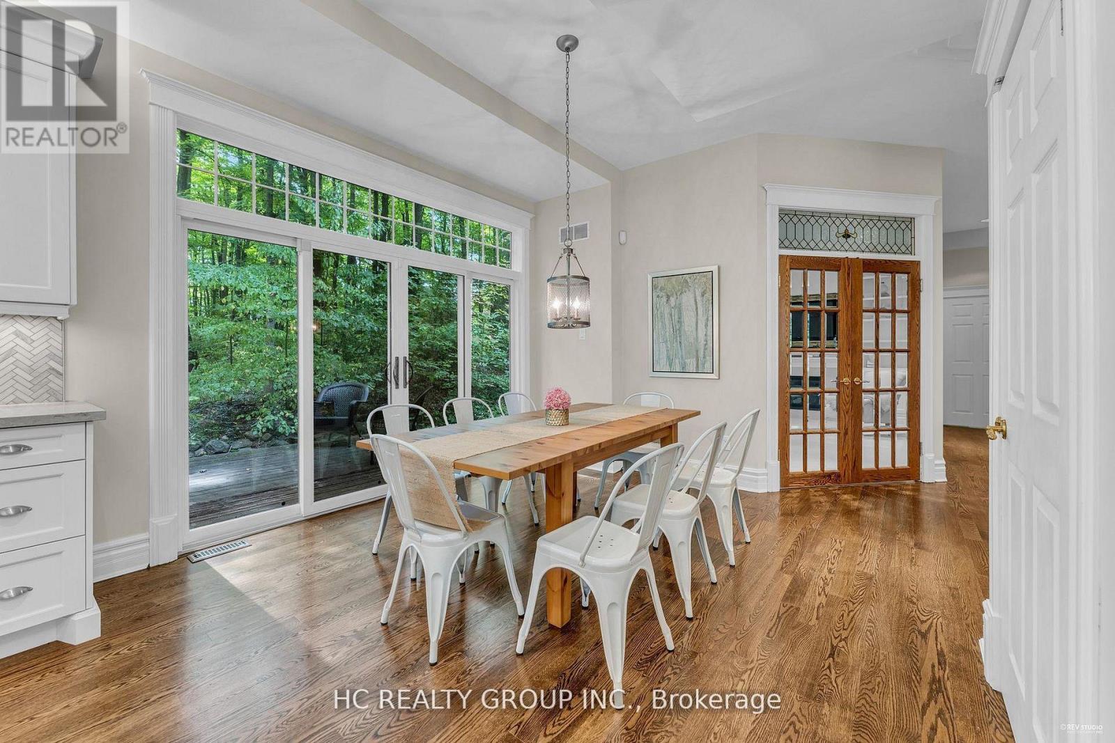 59 Elderberry Trail, Aurora, ON - Indoor Photo Showing Dining Room