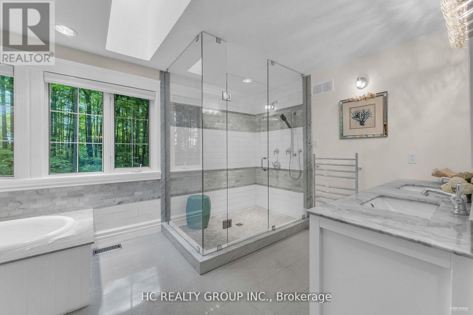 59 Elderberry Trail, Aurora, ON - Indoor Photo Showing Bathroom