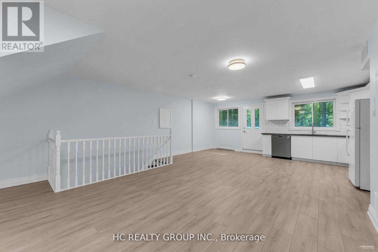59 Elderberry Trail, Aurora, ON - Indoor Photo Showing Other Room