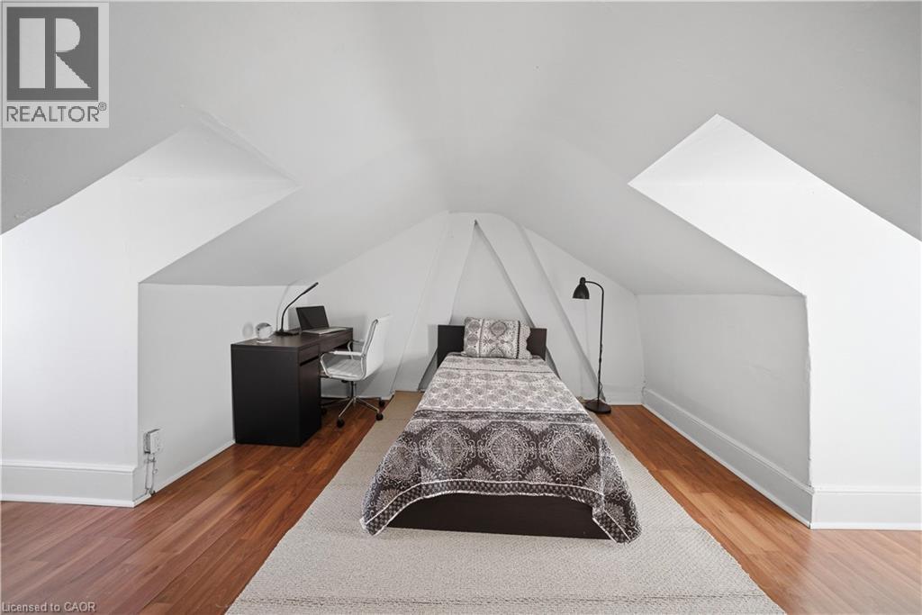 Loft possible 3 bedroom - 107 Queen Street S, Hamilton, ON - Indoor