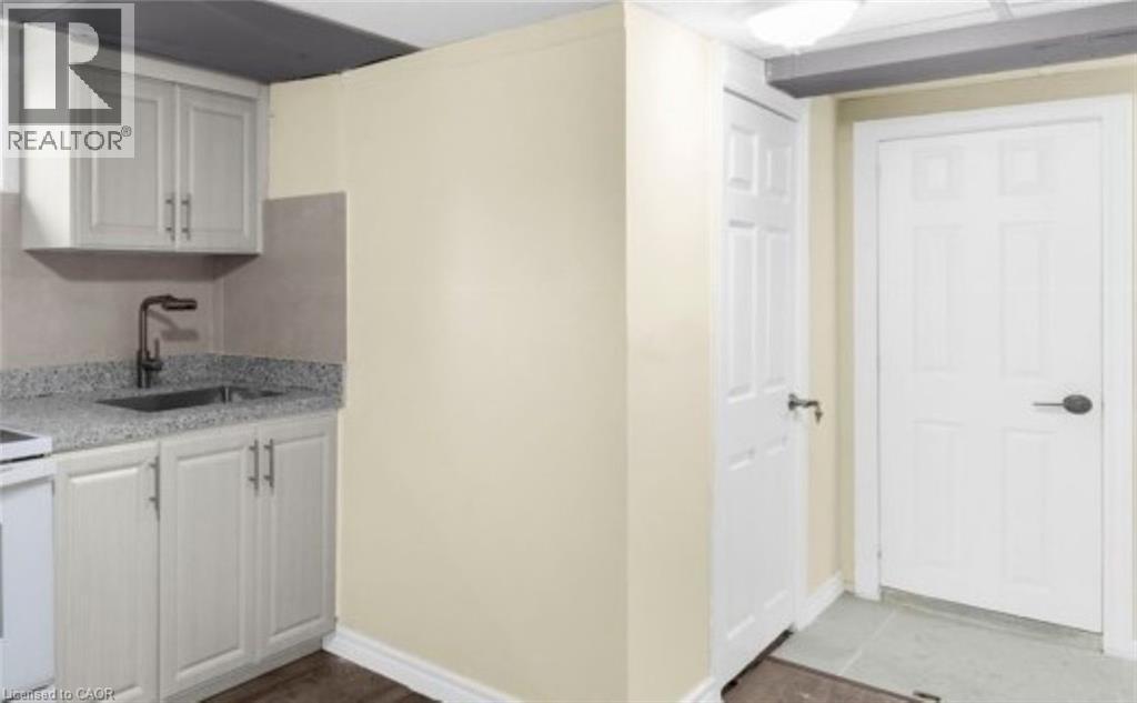 368 Upper Kenilworth Avenue, Hamilton, ON - Indoor