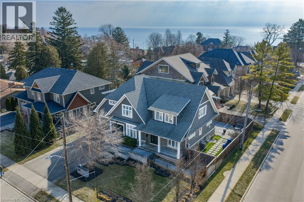 234 Brookfield Avenue, Burlington, ON - Outdoor With Body Of Water