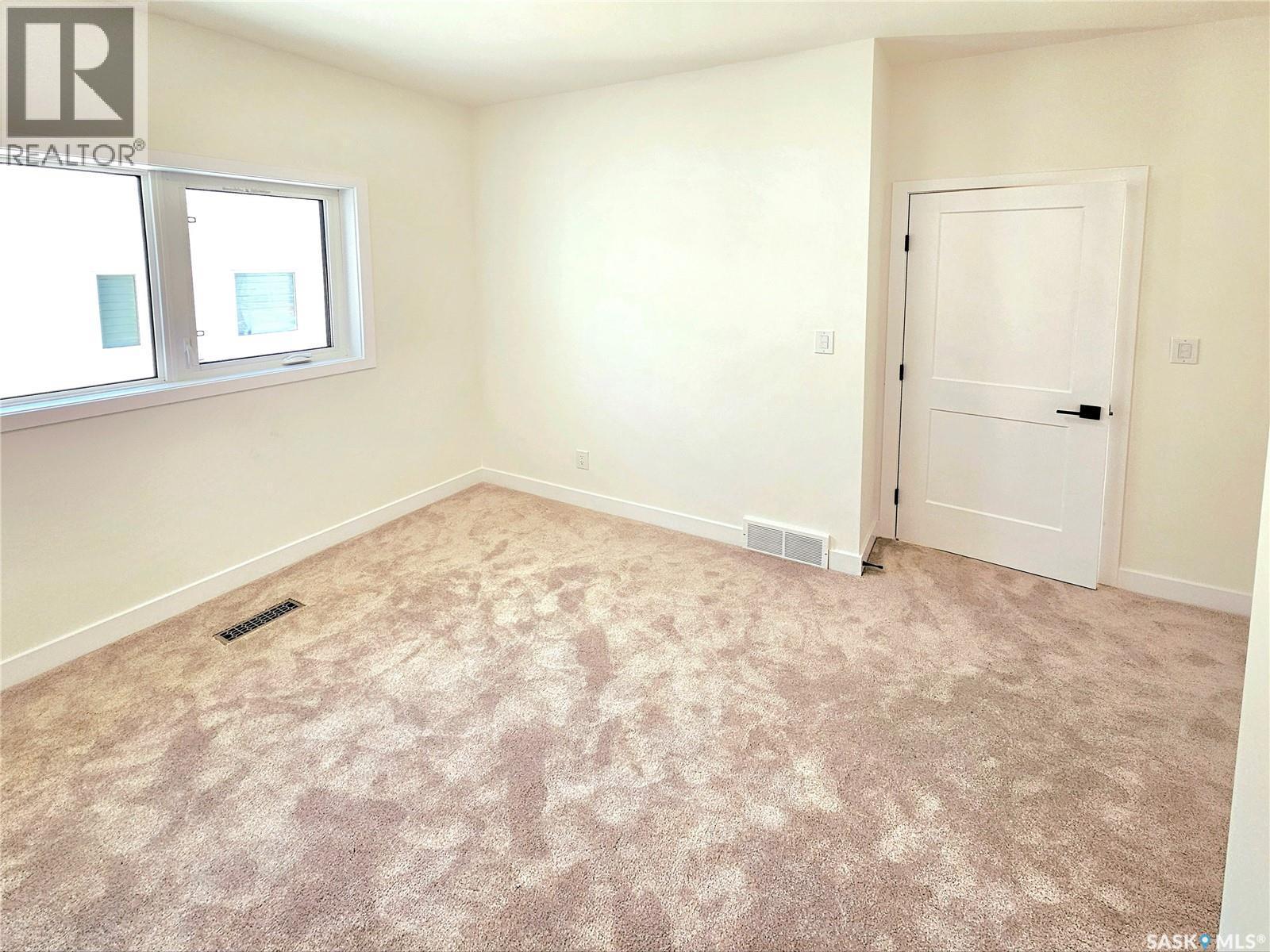 310 Flynn Manor, Saskatoon, SK - Indoor Photo Showing Other Room