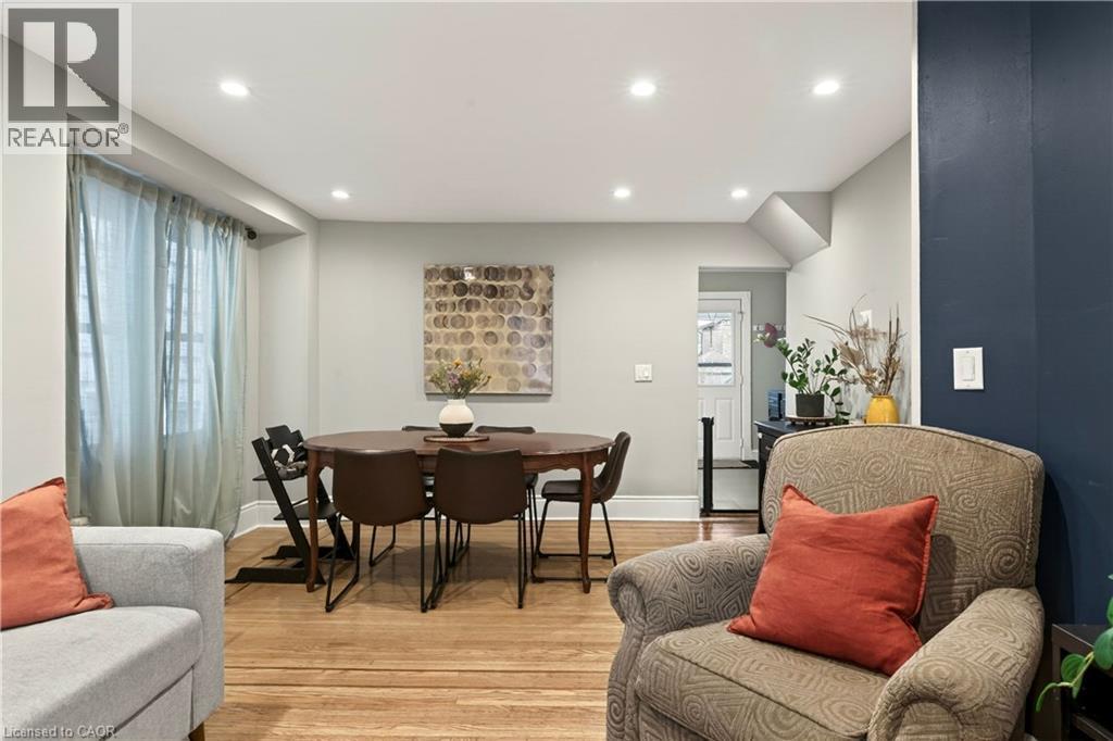 74 Belmont Avenue, Hamilton, ON - Indoor