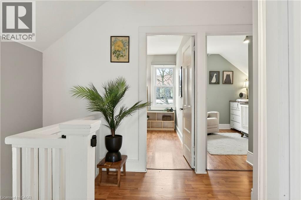 74 Belmont Avenue, Hamilton, ON - Indoor Photo Showing Other Room