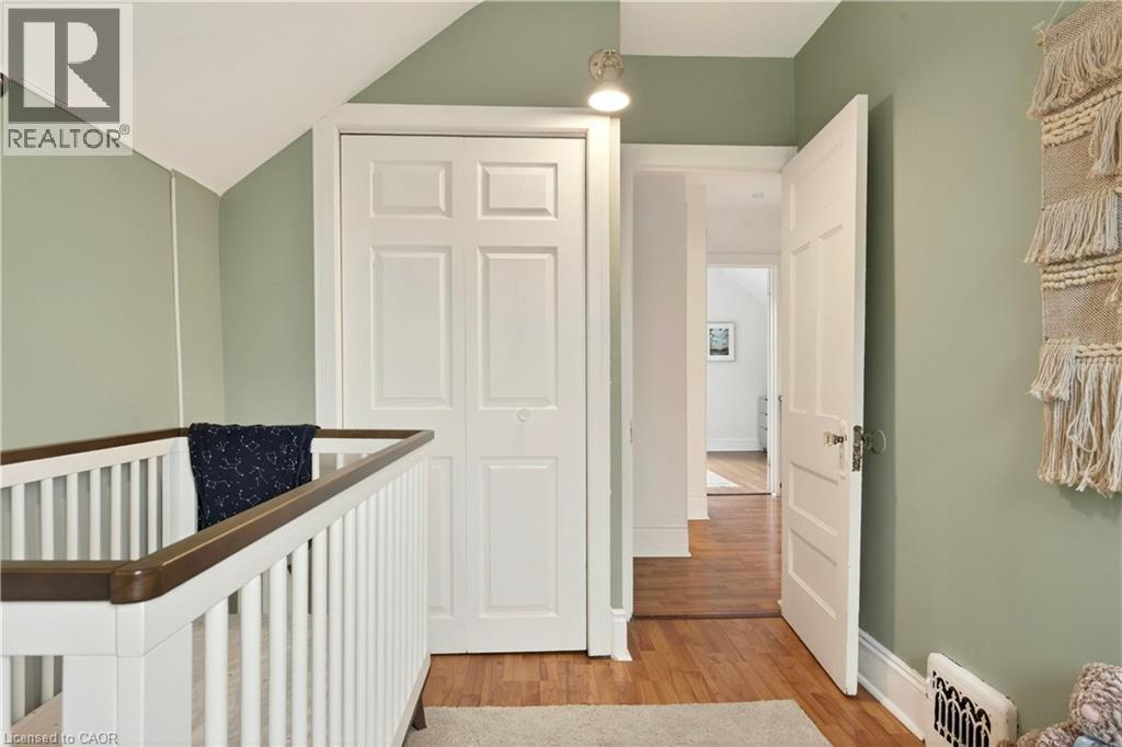 74 Belmont Avenue, Hamilton, ON - Indoor Photo Showing Other Room