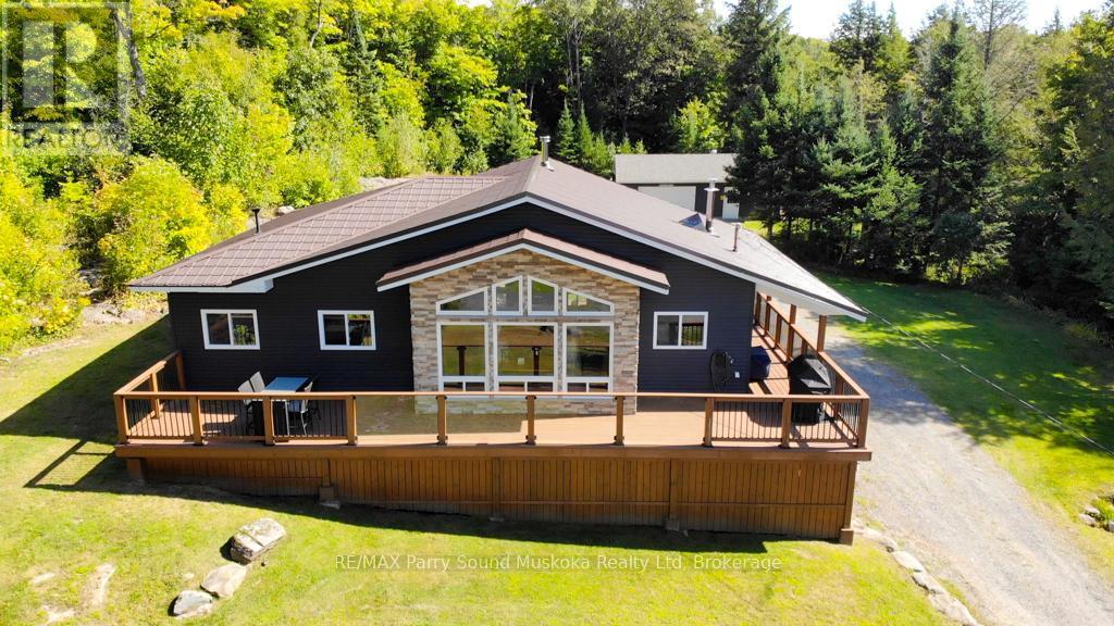 127 Burnetts Road, Mckellar, ON - Outdoor With Deck Patio Veranda