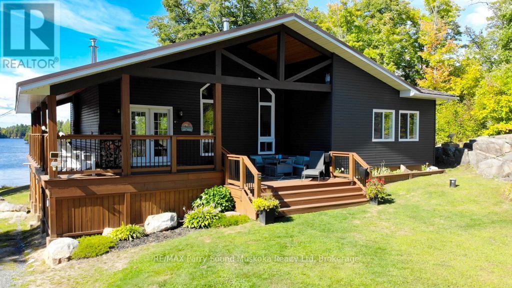 127 Burnetts Road, Mckellar, ON - Outdoor With Deck Patio Veranda