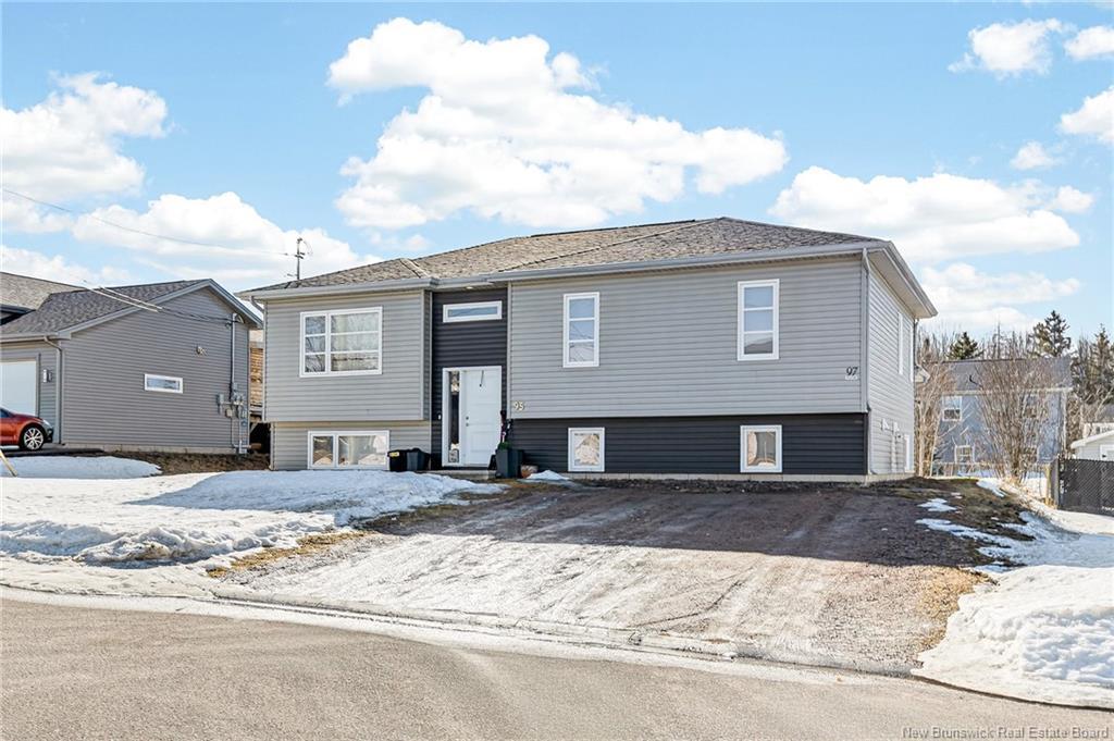 95 Doiron St, Dieppe, NB