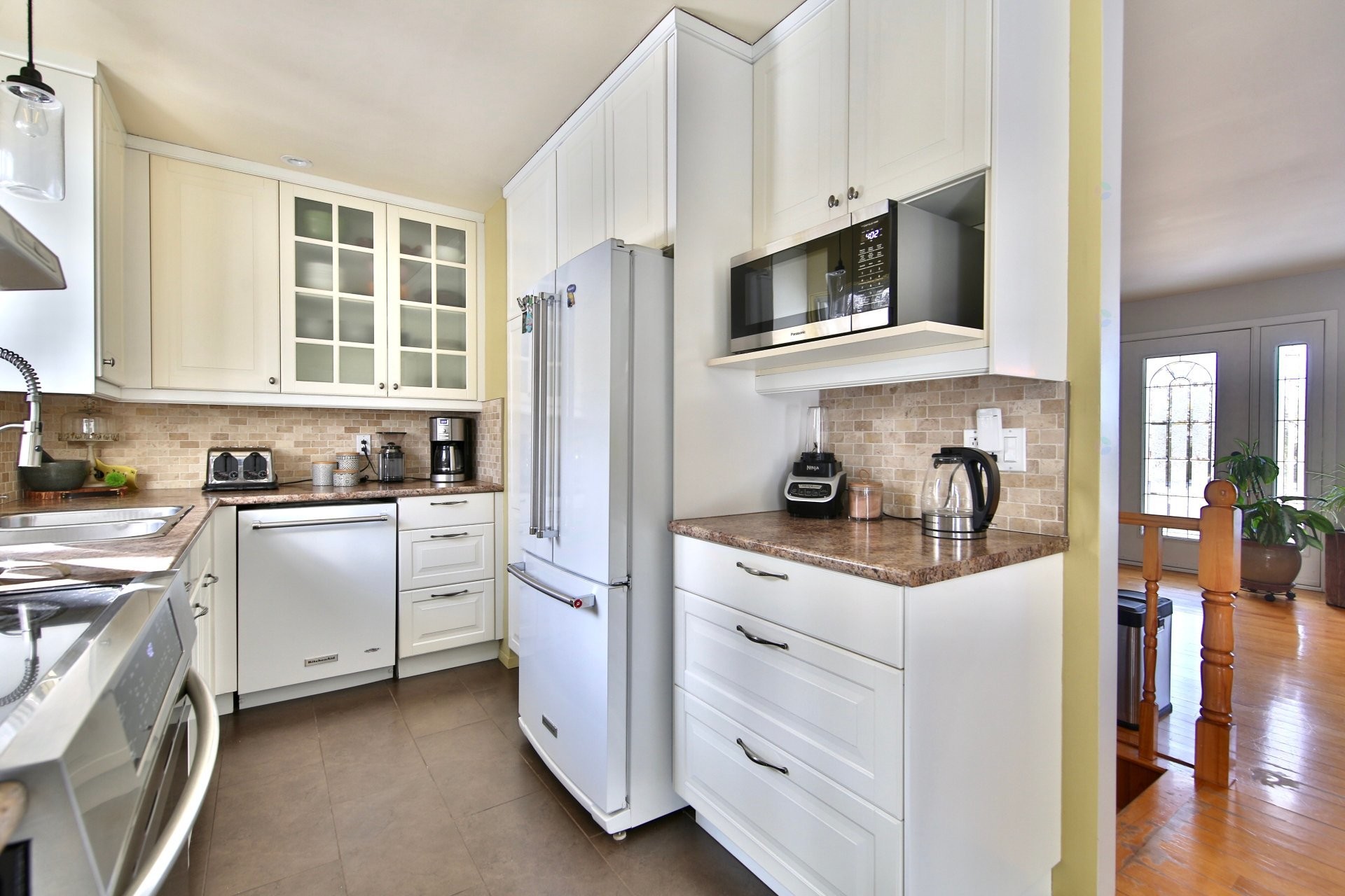 Kitchen - 811 4E Rang O., Acton Vale, QC - Indoor Photo Showing Kitchen With Upgraded Kitchen