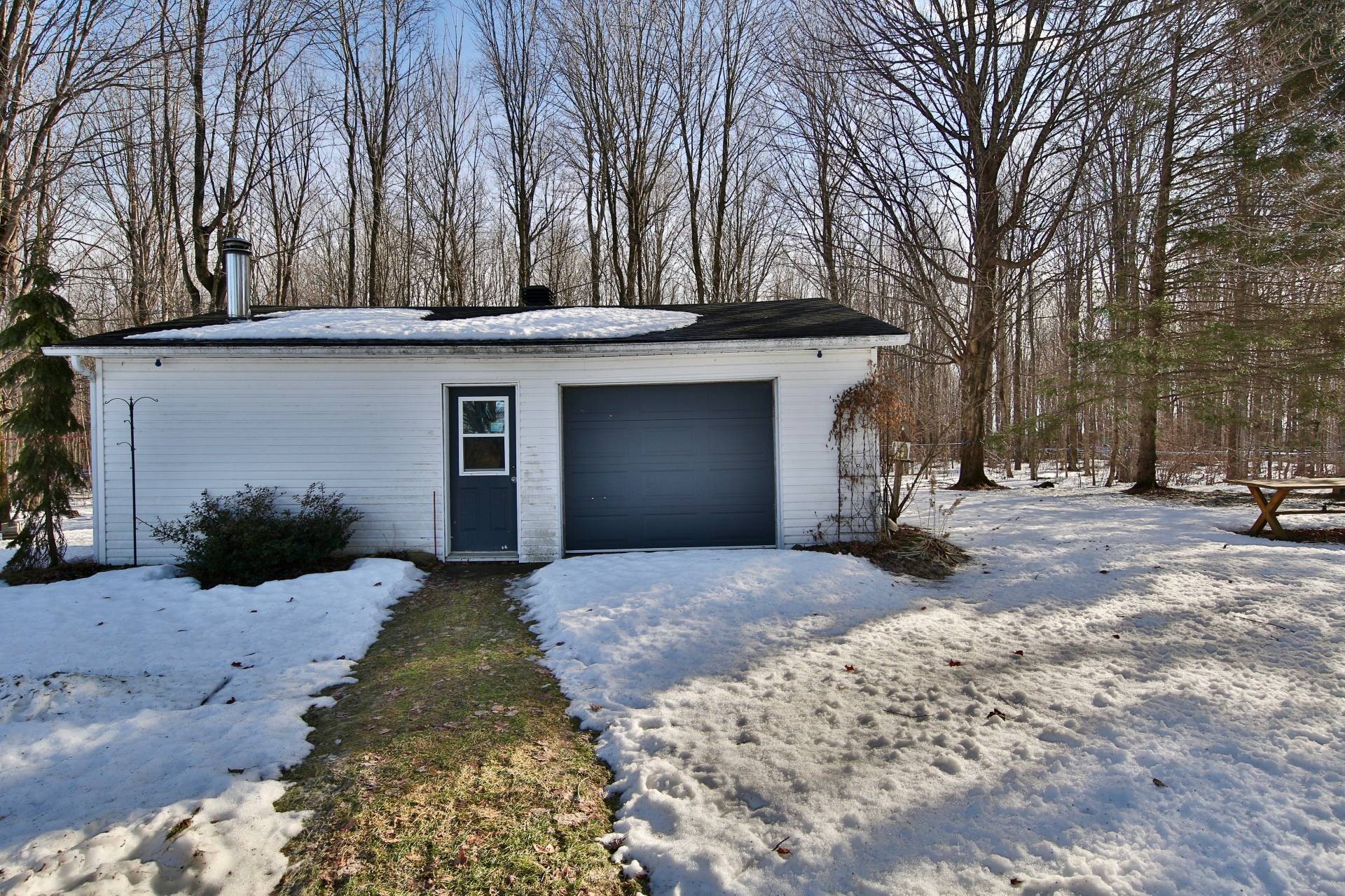 Garage - 811 4E Rang O., Acton Vale, QC - Outdoor