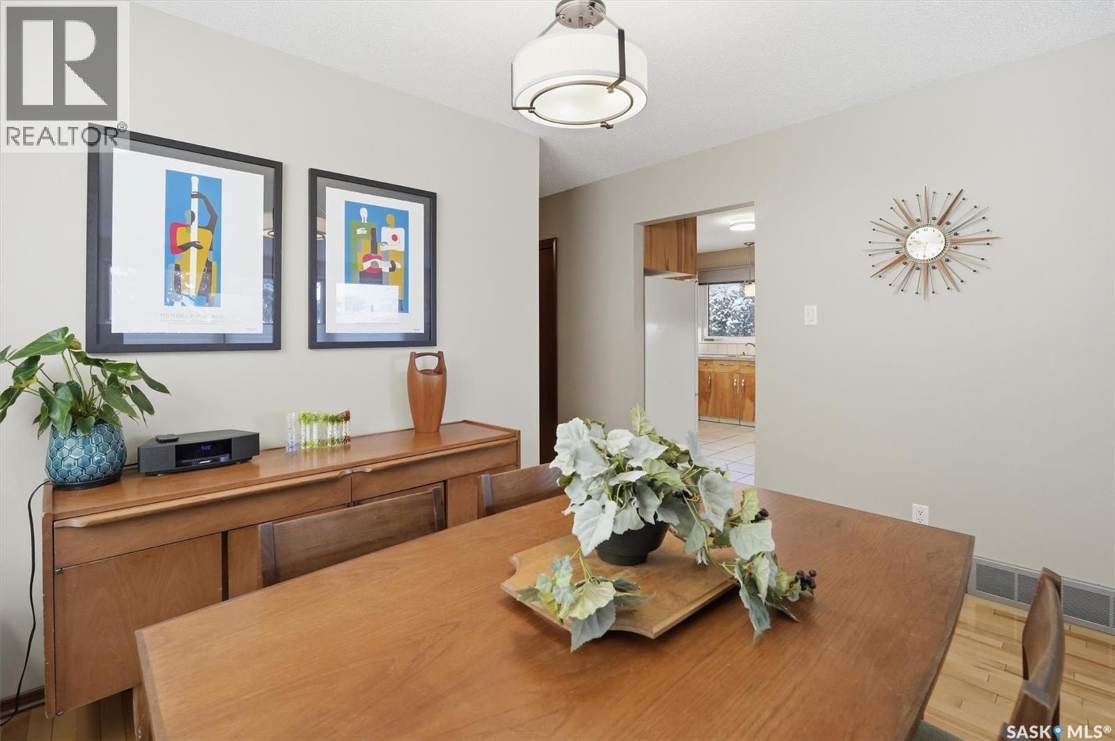 2195 Easthill, Saskatoon, SK - Indoor Photo Showing Dining Room
