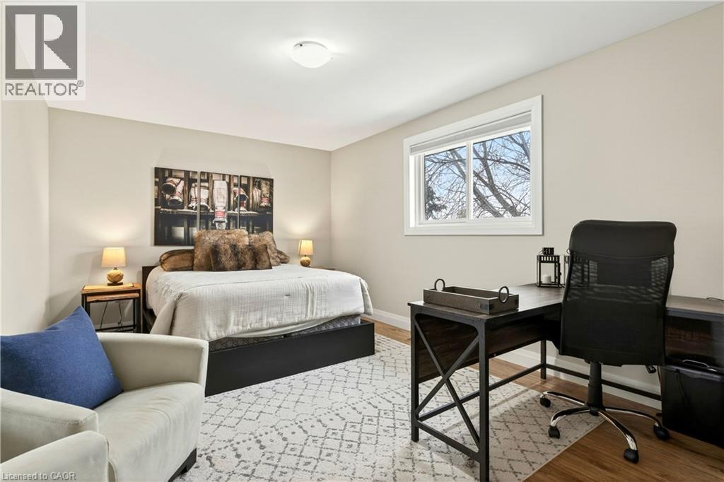 189 Templemead Drive, Hamilton, ON - Indoor Photo Showing Bedroom