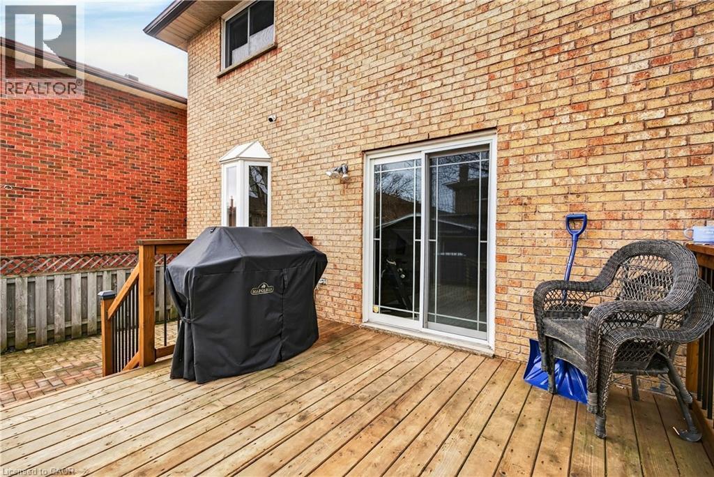 189 Templemead Drive, Hamilton, ON - Outdoor With Deck Patio Veranda With Exterior