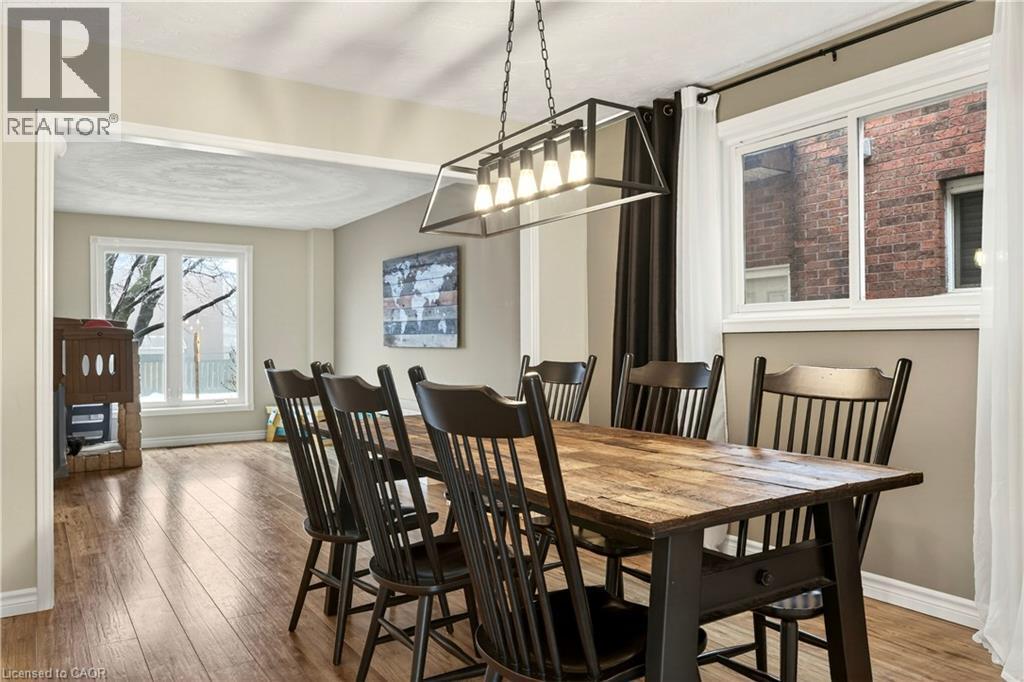 189 Templemead Drive, Hamilton, ON - Indoor Photo Showing Dining Room