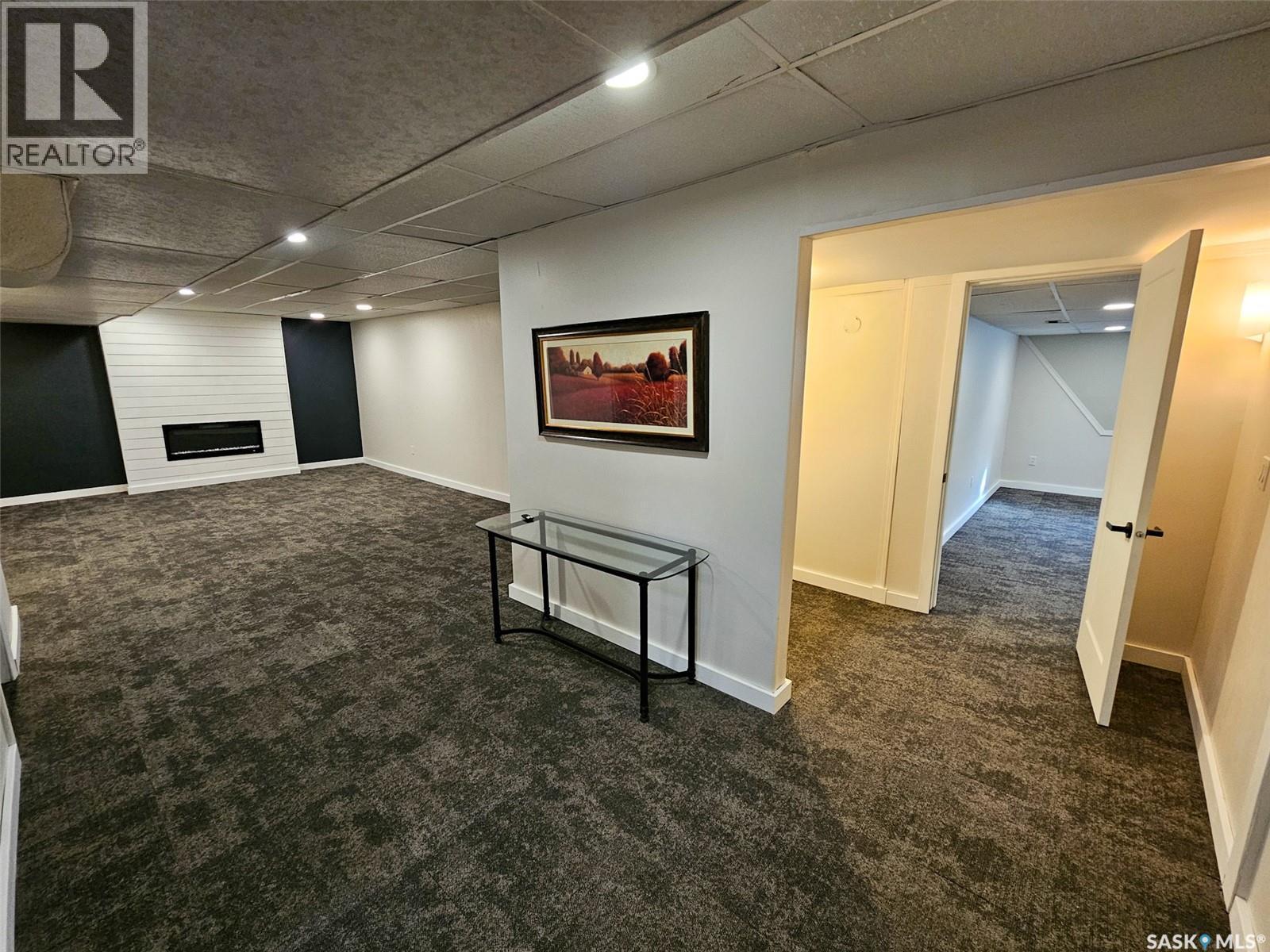 20 Centennial Drive, Mossbank, SK - Indoor