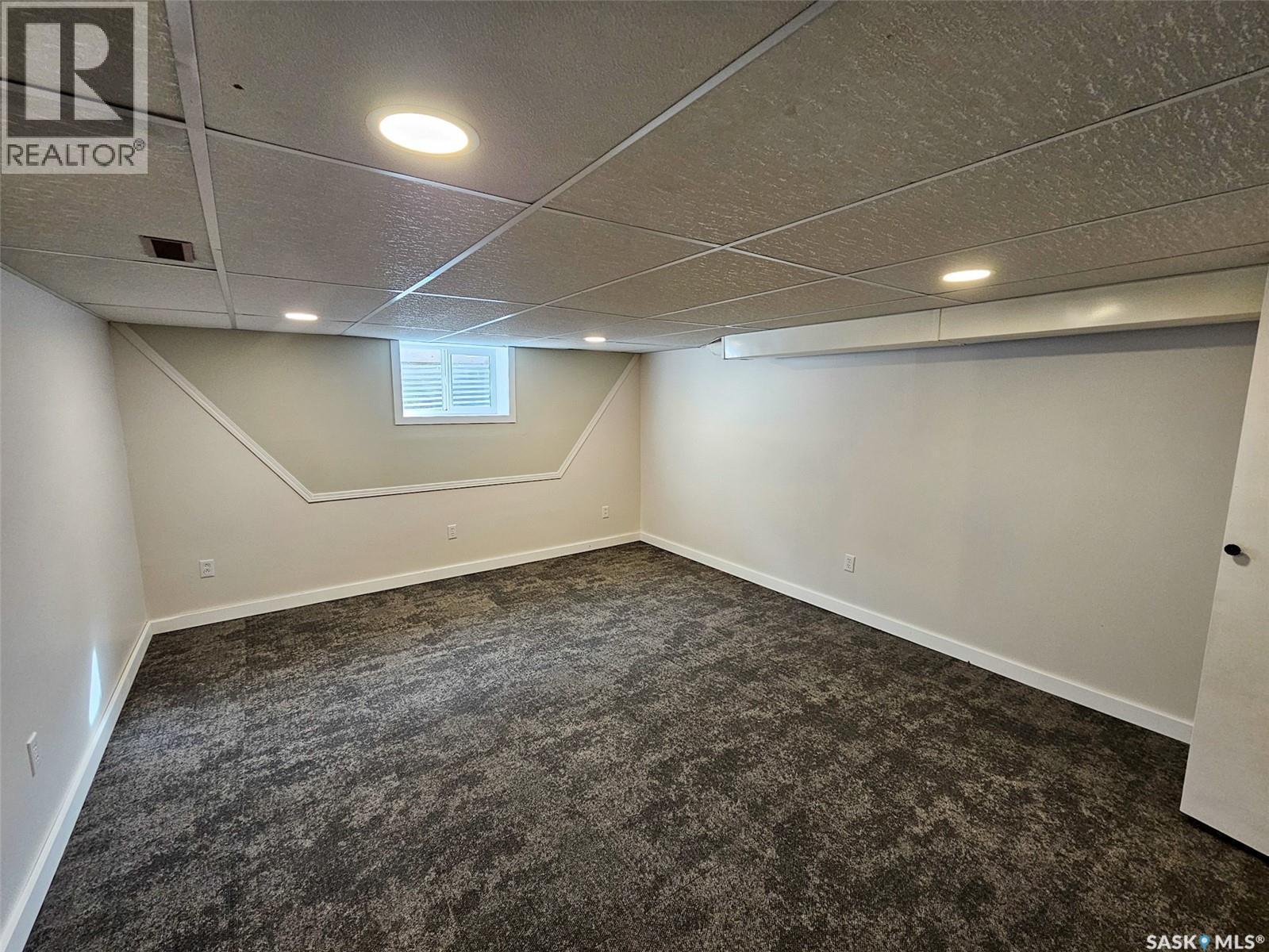 20 Centennial Drive, Mossbank, SK - Indoor Photo Showing Basement