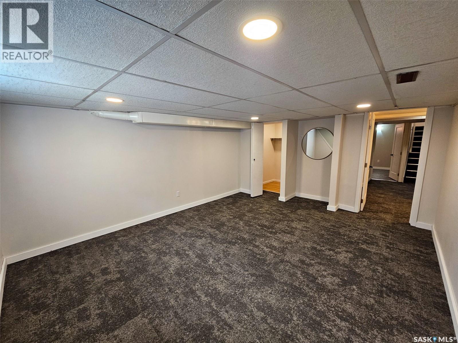 20 Centennial Drive, Mossbank, SK - Indoor