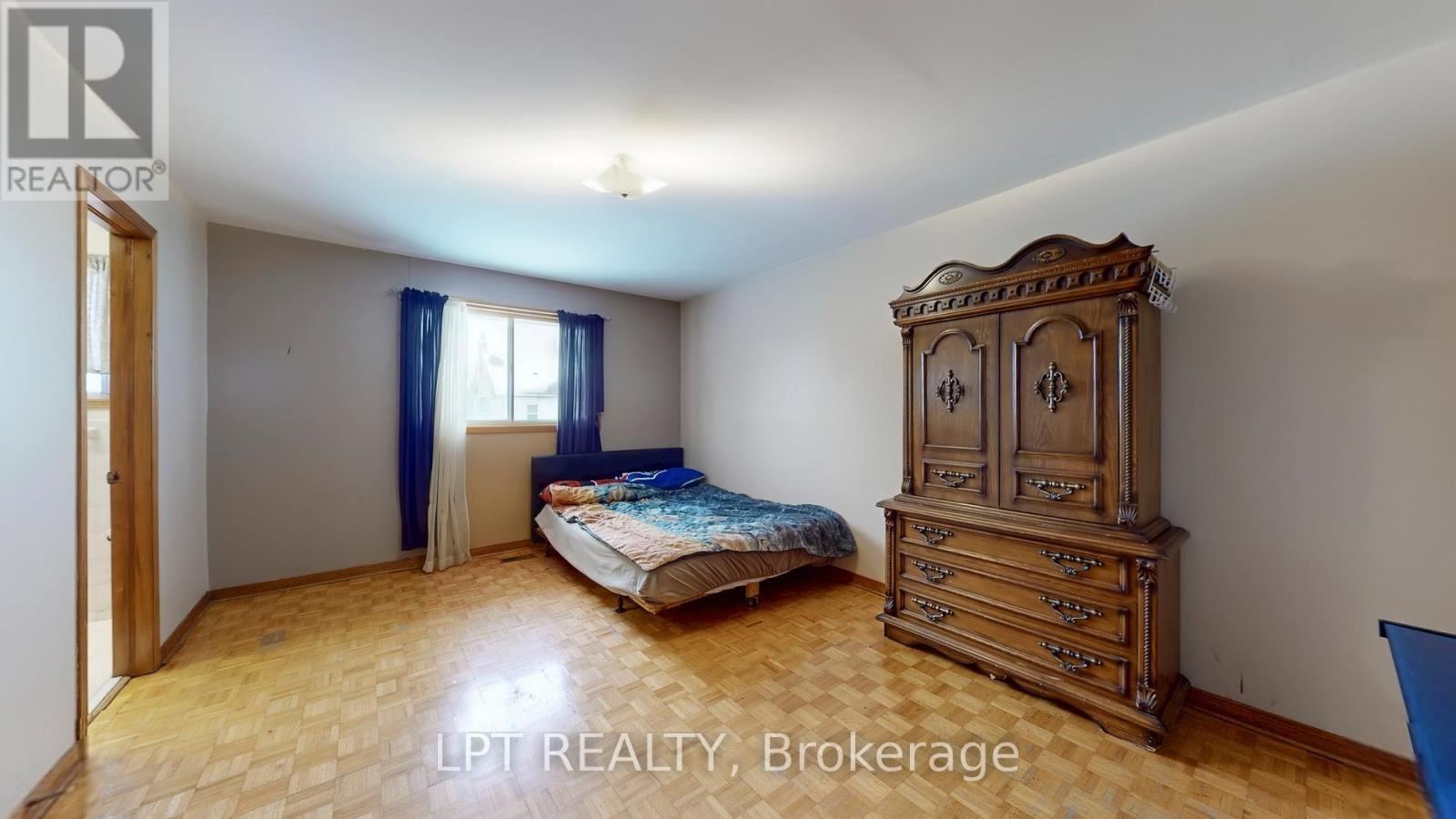 3431 Dorcas Street, Mississauga, ON - Indoor Photo Showing Bedroom