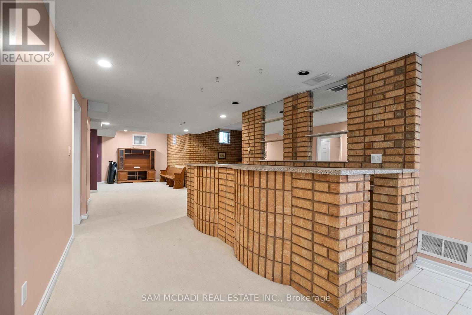 2339 Glengarry Road, Mississauga, ON - Indoor Photo Showing Other Room