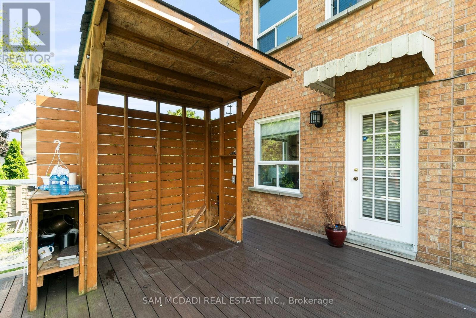 2339 Glengarry Road, Mississauga, ON - Outdoor With Exterior