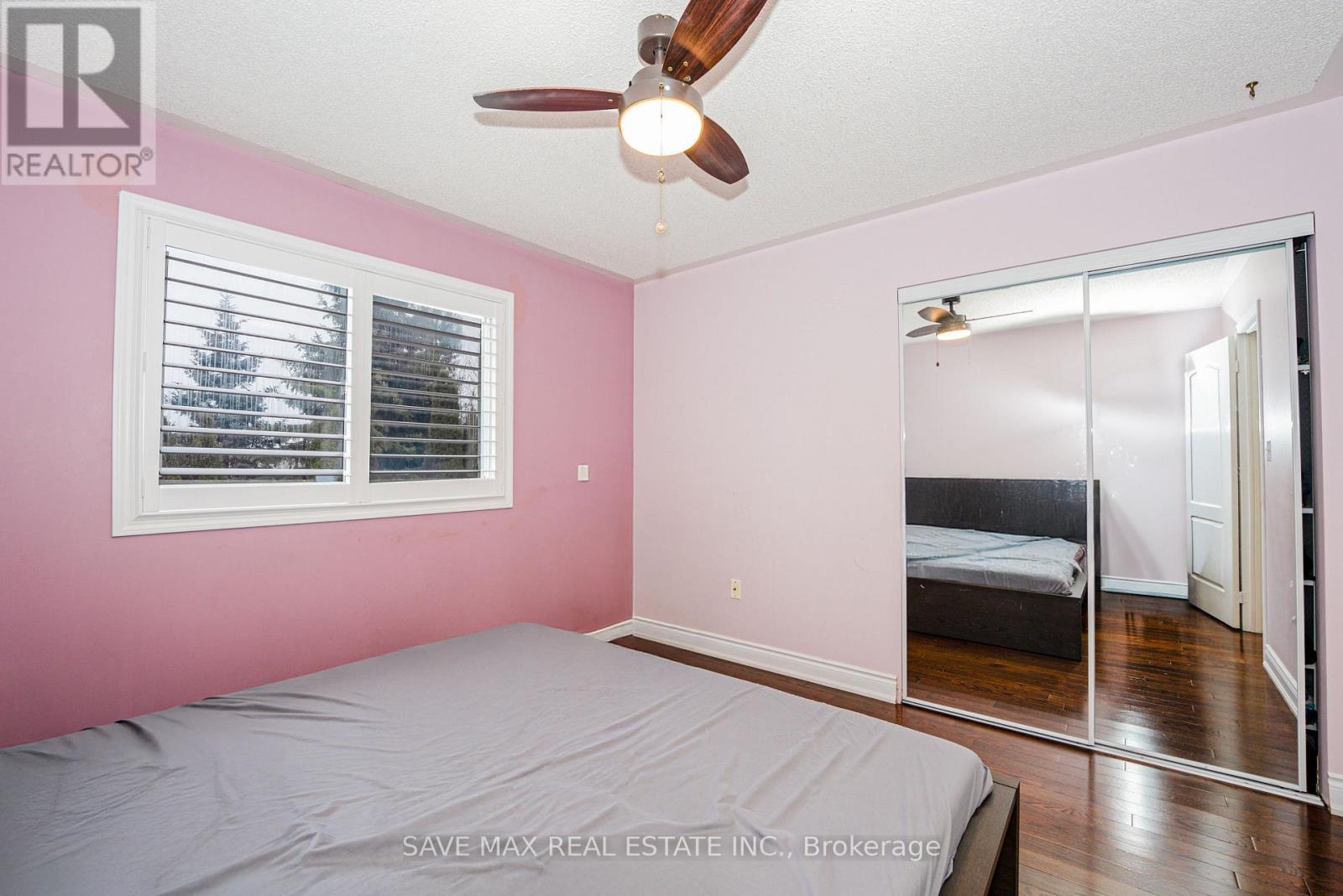 1691 Samuelson Circle, Mississauga, ON - Indoor Photo Showing Bedroom