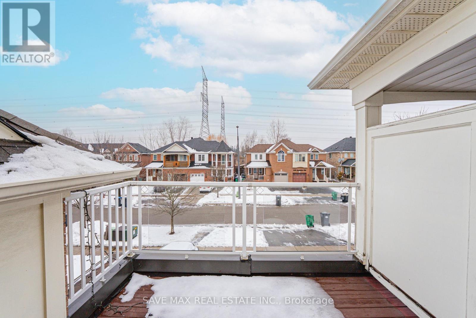 1691 Samuelson Circle, Mississauga, ON - Outdoor