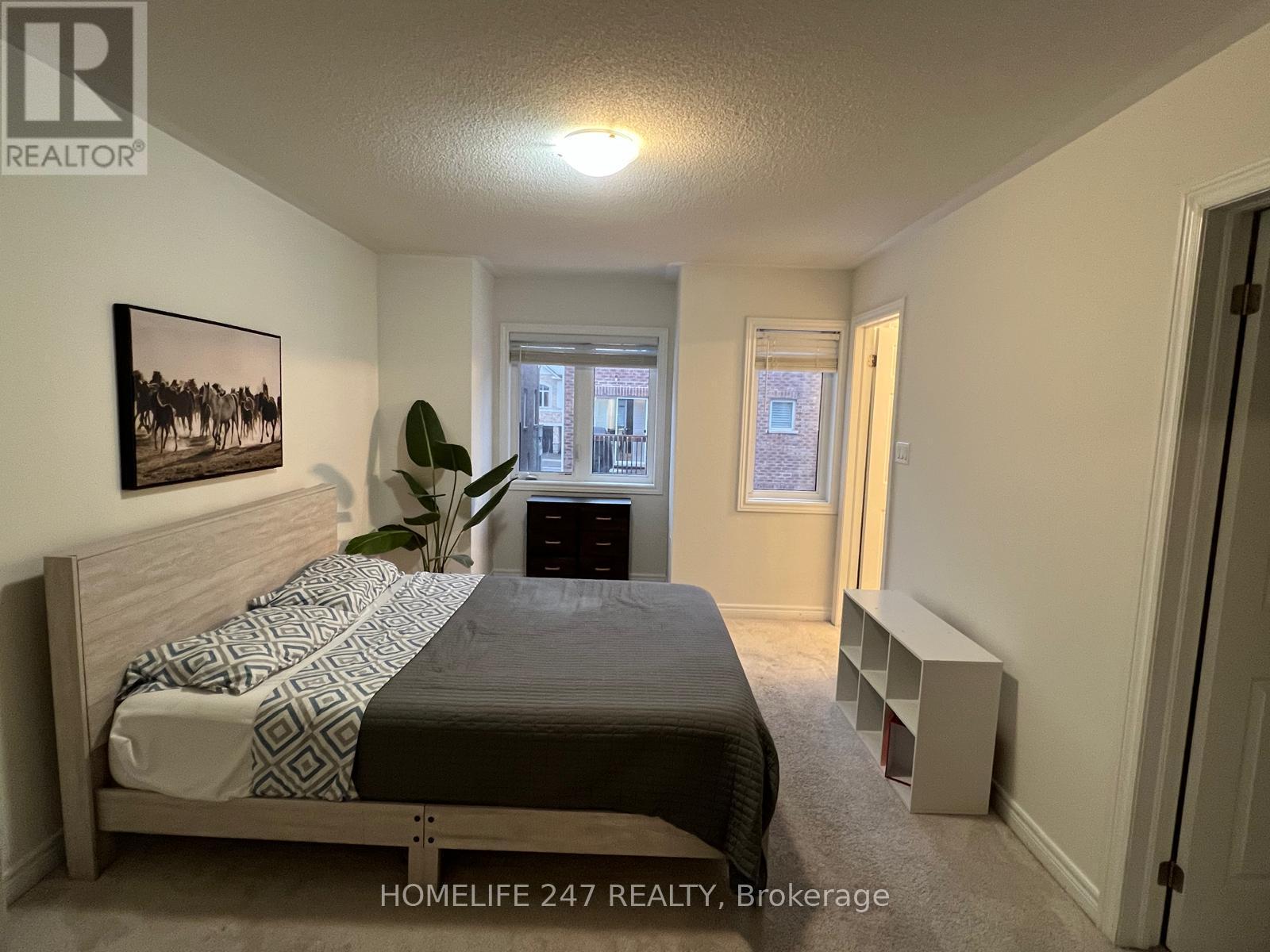 3969 Leonardo Street, Burlington, ON - Indoor Photo Showing Bedroom