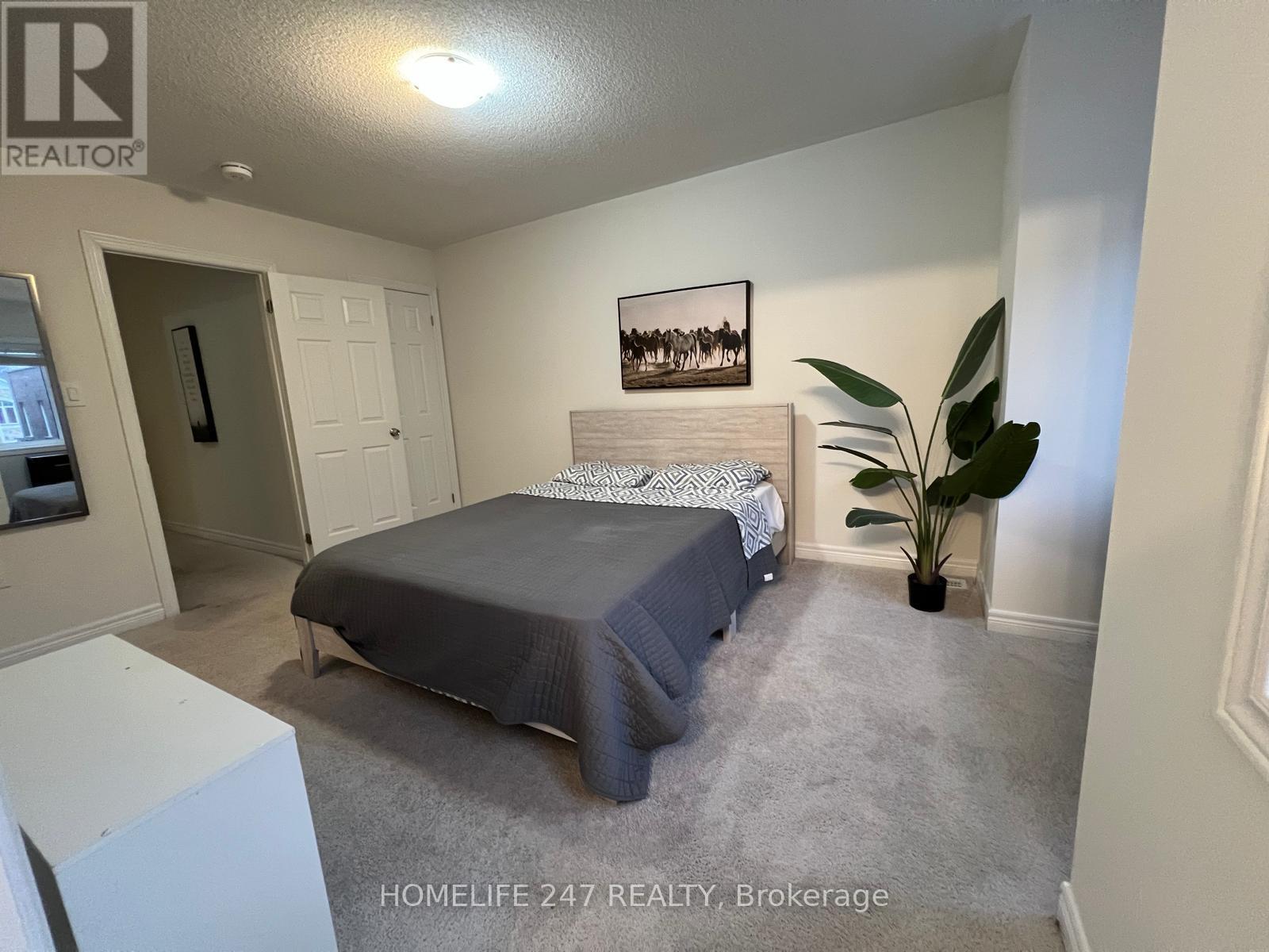 3969 Leonardo Street, Burlington, ON - Indoor Photo Showing Bedroom
