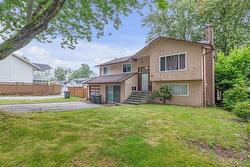 8841 140A STREET Surrey, BC V3V 7H1