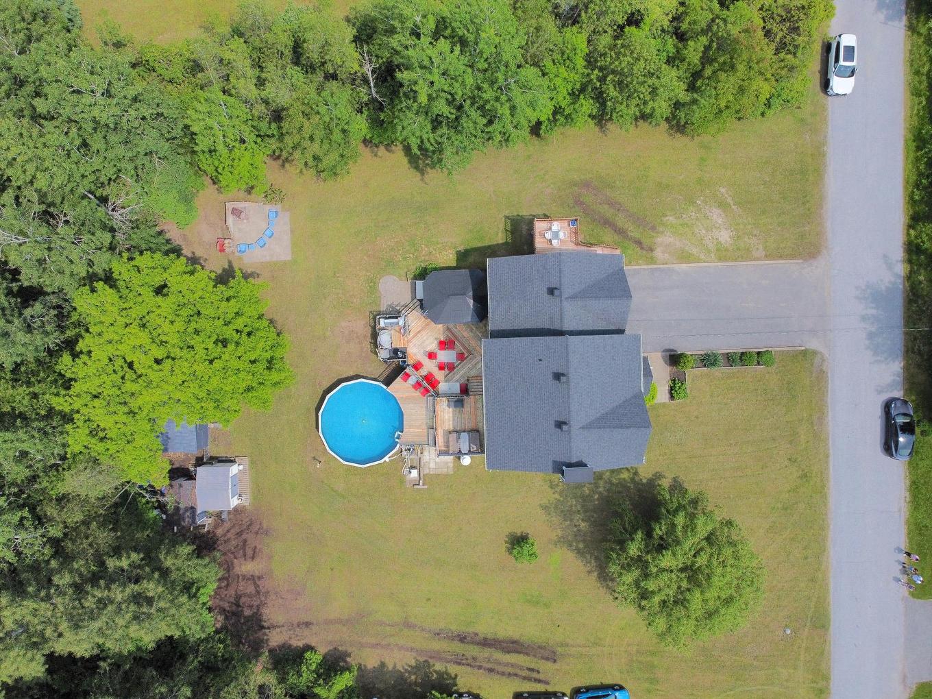 View - 202 25E Rue O., Venise-En-Québec, QC - Outdoor With Above Ground Pool With View