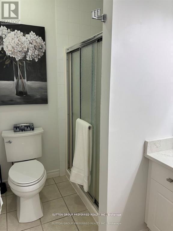 6 - 398 Old Riverside Drive, London North (North N), ON - Indoor Photo Showing Bathroom