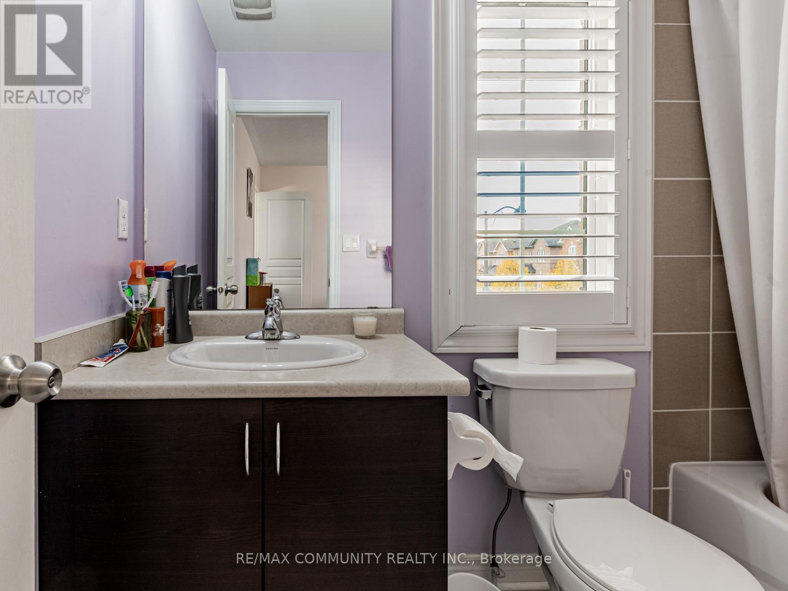 27 Windyton Avenue, Markham, ON - Indoor Photo Showing Bathroom