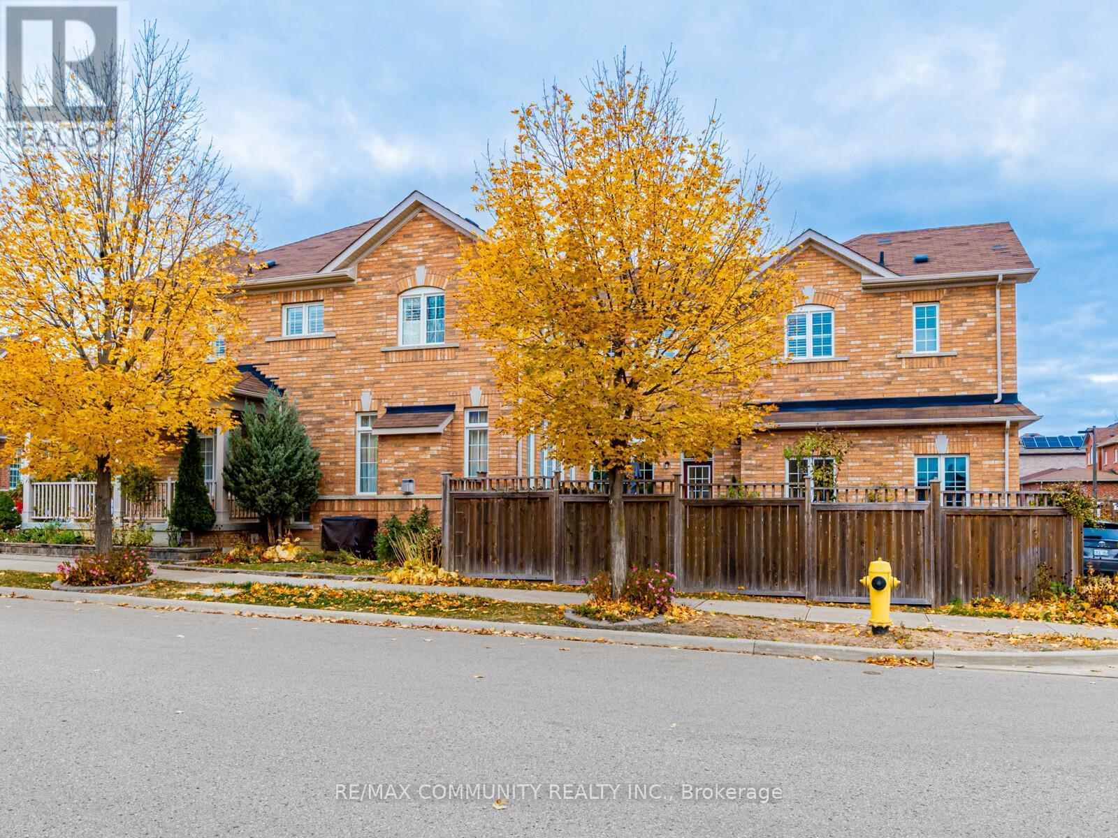27 Windyton Avenue, Markham, ON - Outdoor