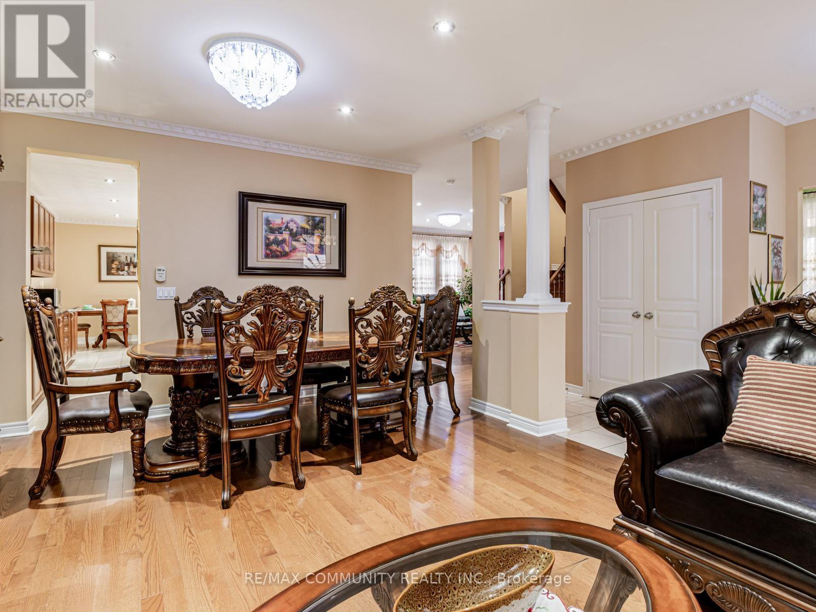 27 Windyton Avenue, Markham, ON - Indoor Photo Showing Other Room