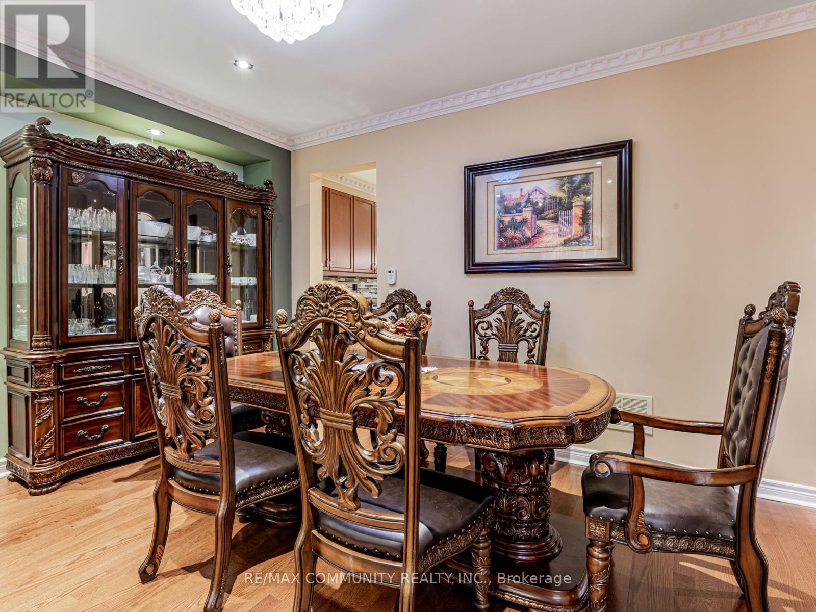 27 Windyton Avenue, Markham, ON - Indoor Photo Showing Dining Room