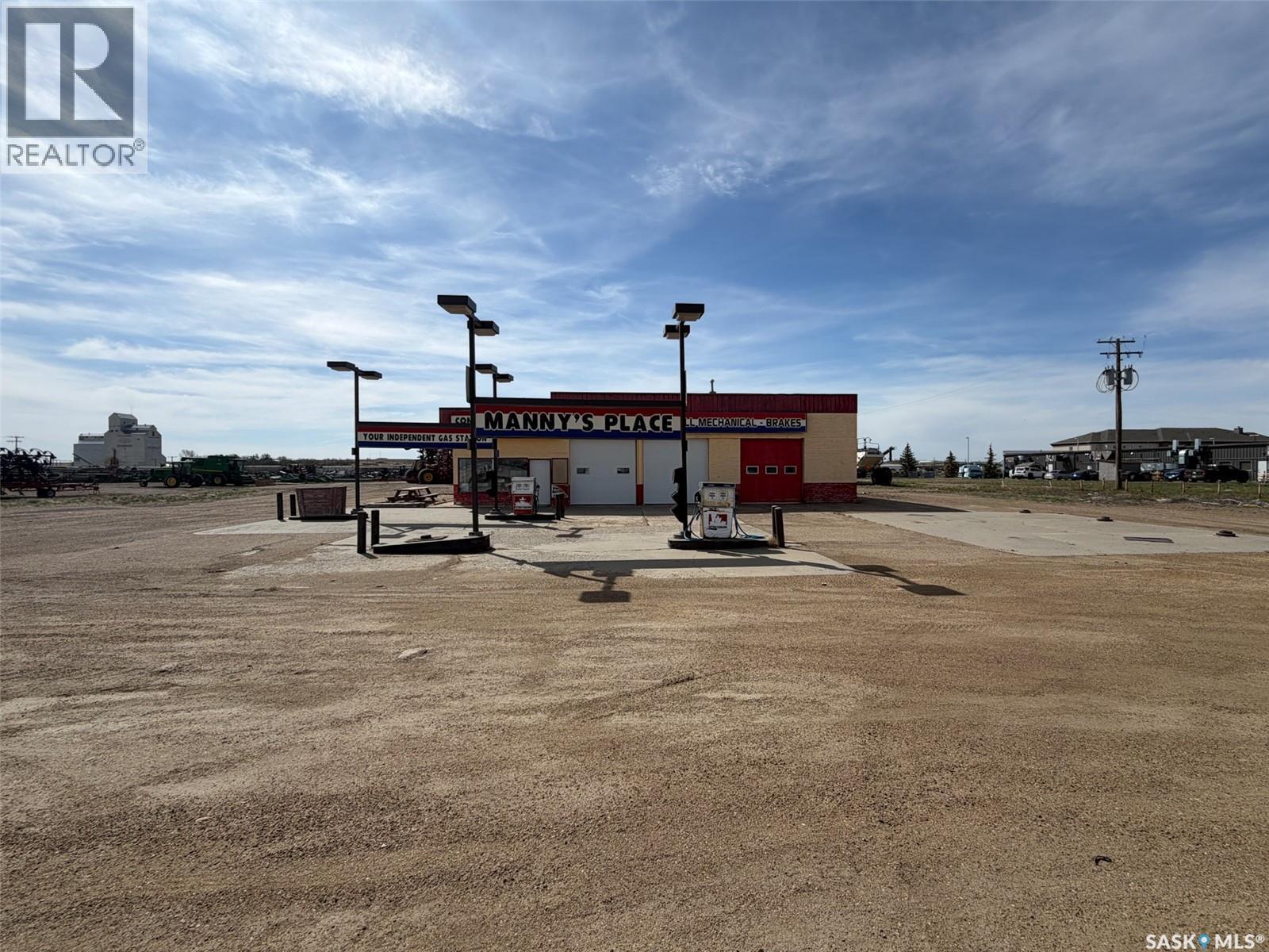 870 3Rd Avenue W, Shaunavon, SK