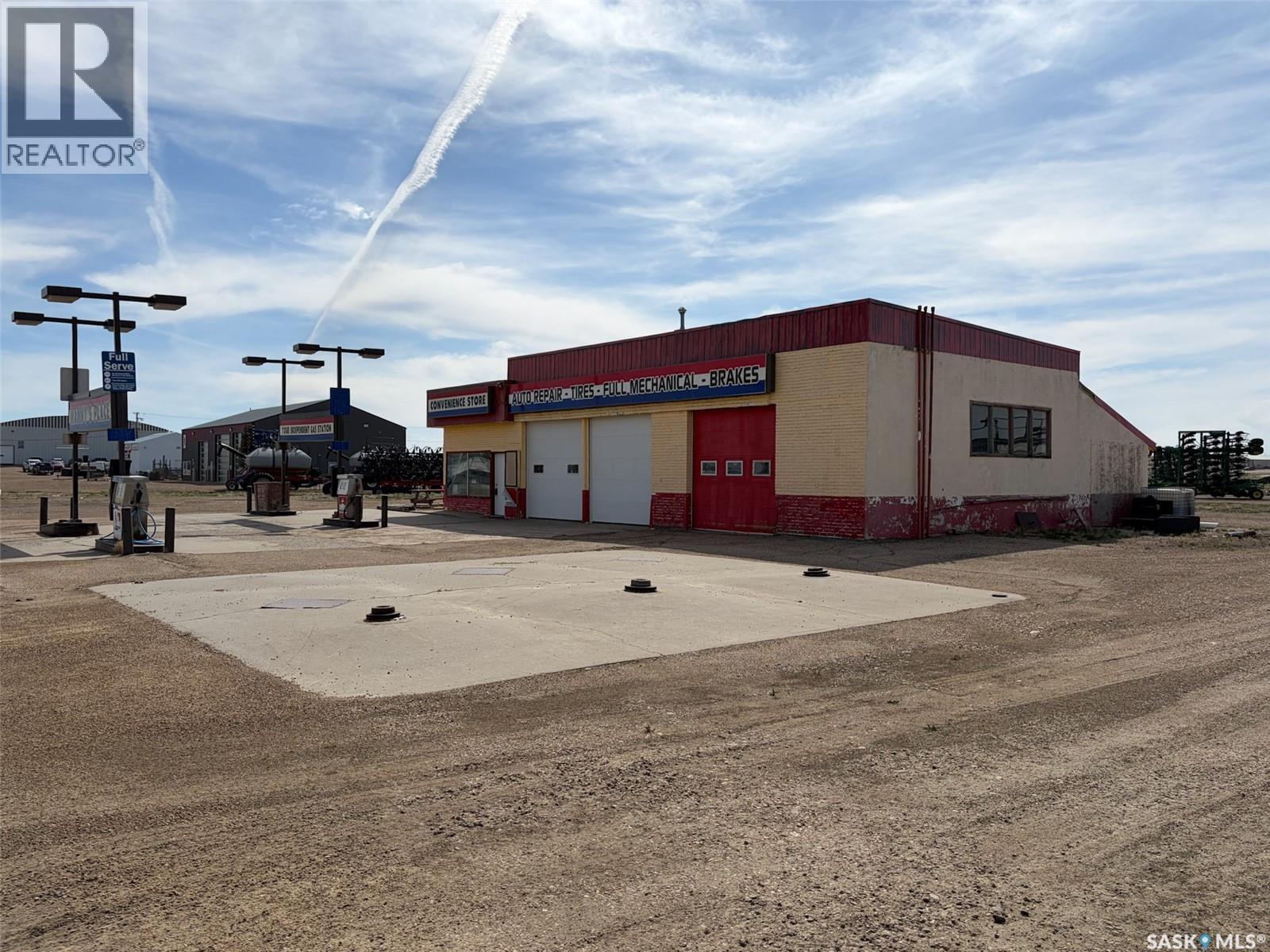 870 3Rd Avenue W, Shaunavon, SK