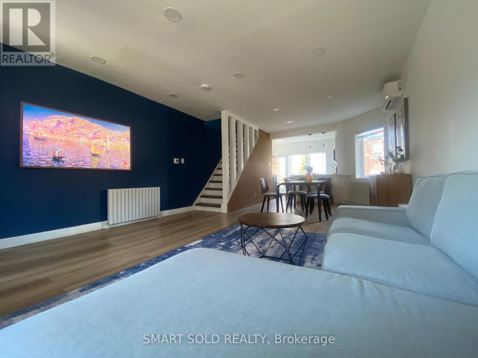 42 Arnold Avenue, Toronto, ON - Indoor